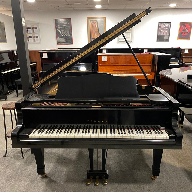 Yamaha G7