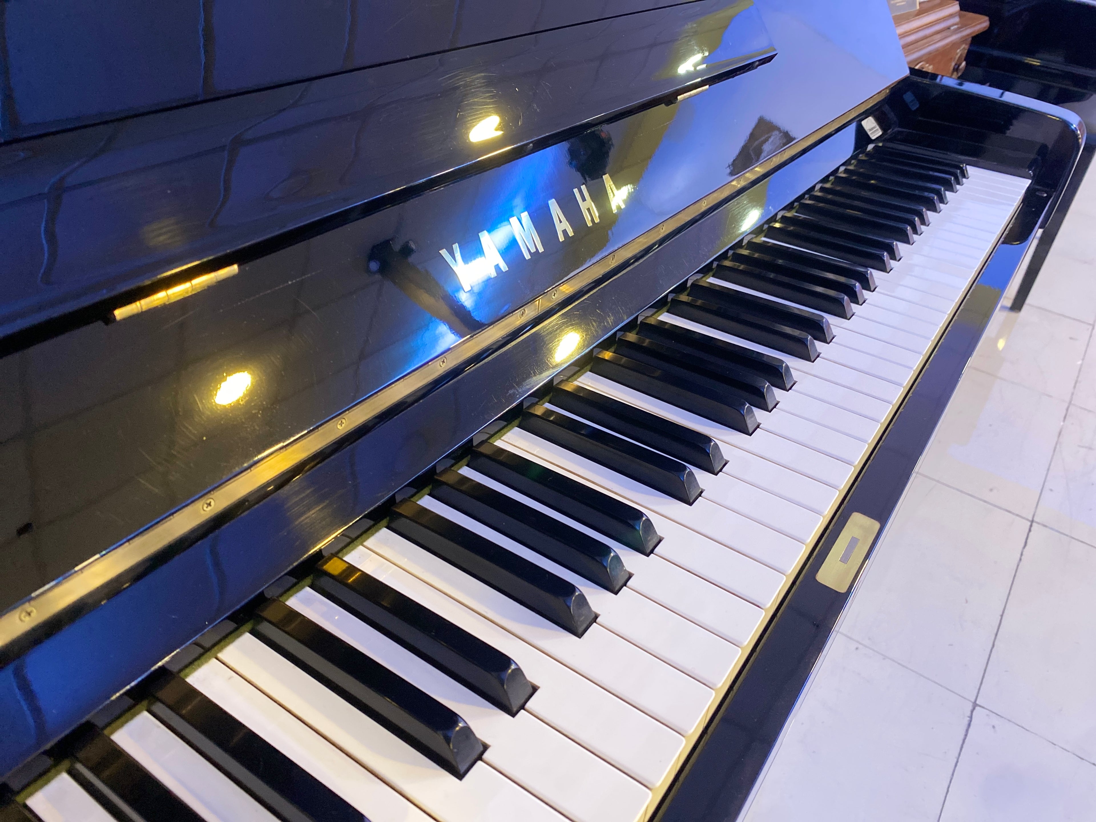Yamaha U3