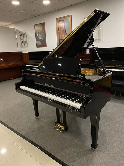 Kohler&Campbell SKG-400S Baby Grand. Piano 1/8 de Cola
